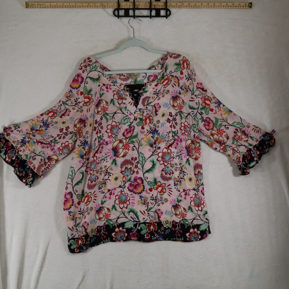 Democracy Women's L Pink Floral Print Bell Sleeve Top Lace Up Grommet V-Neck